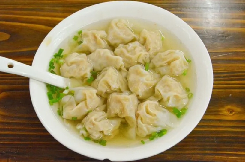 海淀区通报45家餐饮店存在食品安全问题,沙县小吃等品牌被点名
